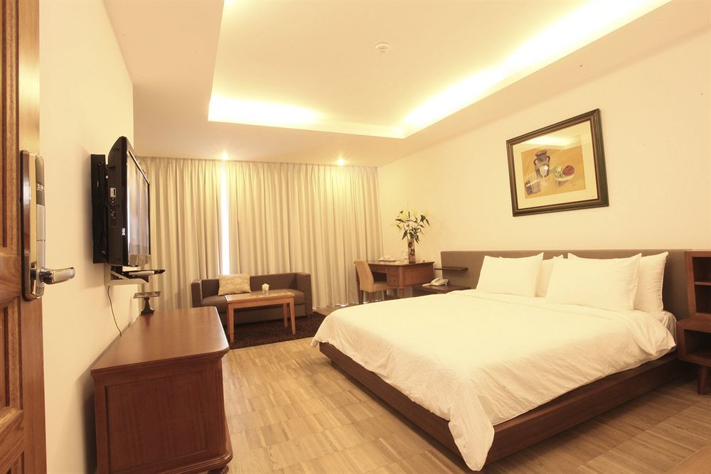 Crown Diamond Hotel - Phu My Hung District 7 Cidade de Ho Chi Minh Exterior foto