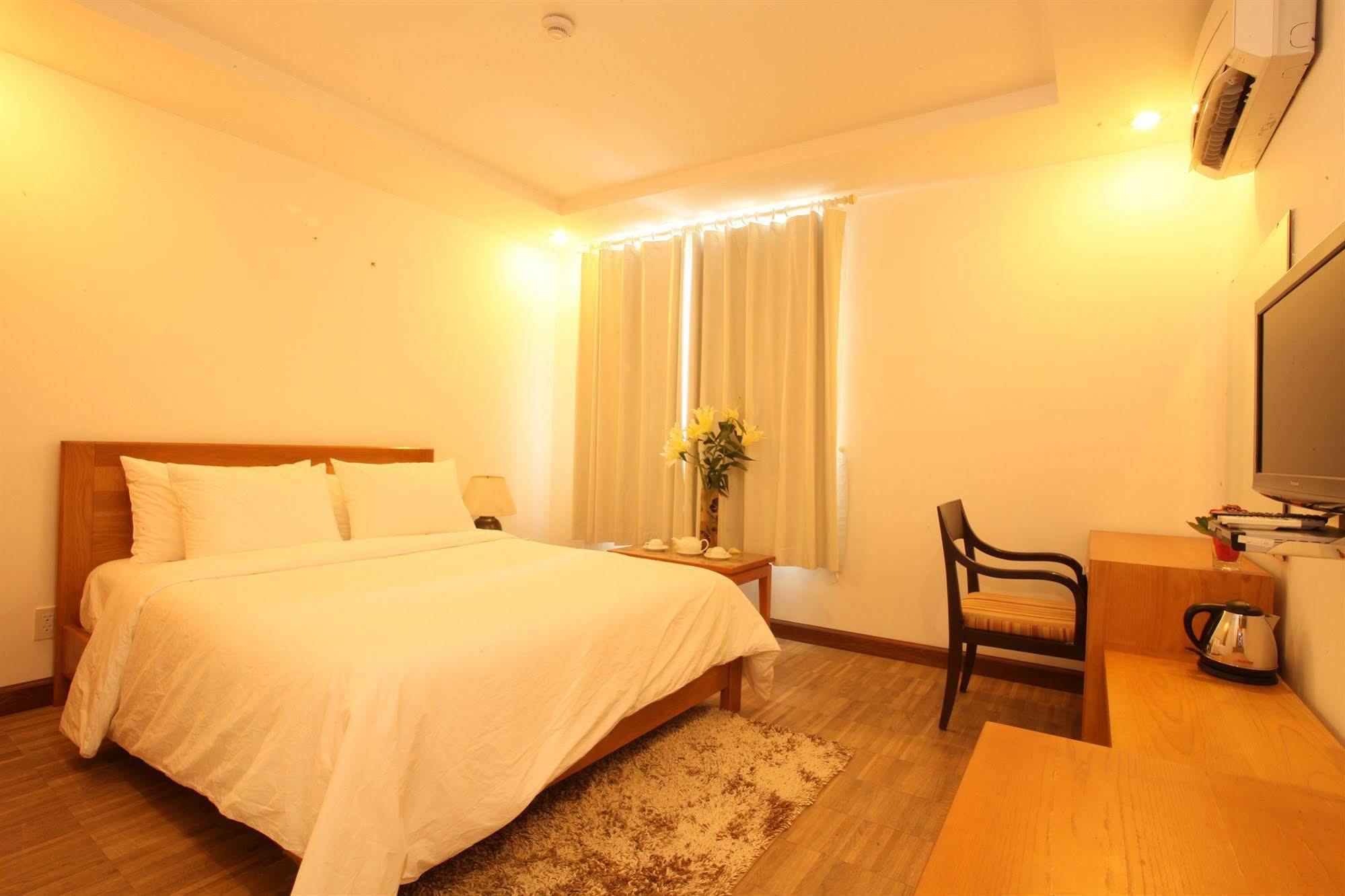 Crown Diamond Hotel - Phu My Hung District 7 Cidade de Ho Chi Minh Exterior foto