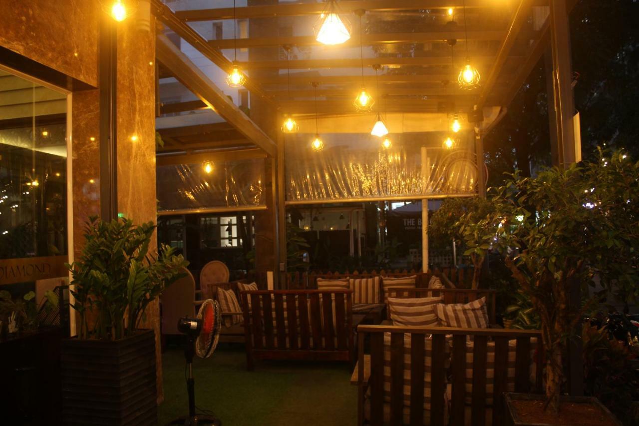 Crown Diamond Hotel - Phu My Hung District 7 Cidade de Ho Chi Minh Exterior foto